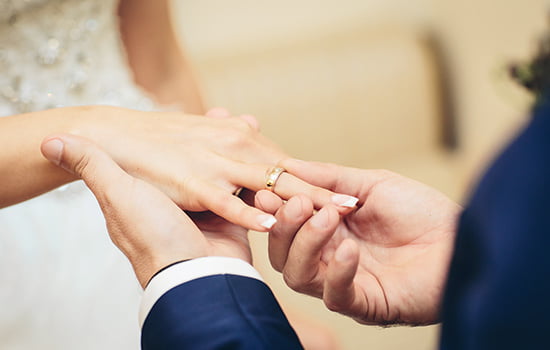 commercial-live-cover-051 婚禮直播 Podcast 全線上活動 自行預錄 指定場地錄影 虛實整合作業 棚內直播 錄影 線上直播 活動直播 會議直播 線上會議 線上活動